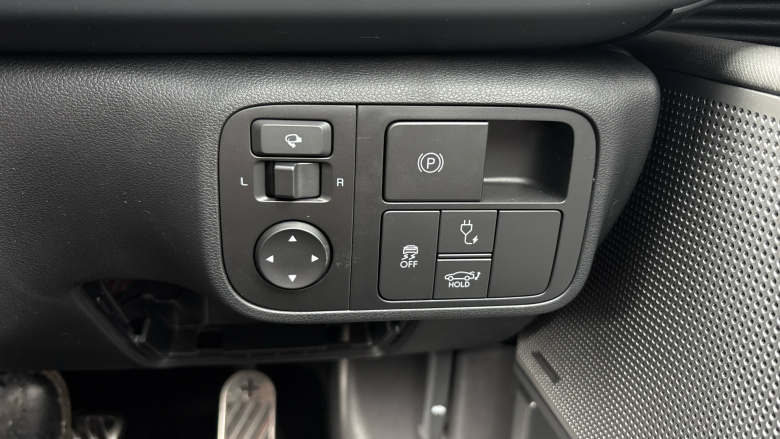 Hyundai IONIQ 6 239kW Ultimate 77kWh 4dr AWD Auto Electric Saloon